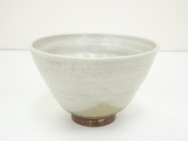 JAPANESE TEA CEREMONY / TEA BOWL CHAWAN / WHITE GLAZE 